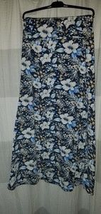 EUC Shosho Maxi Skirt & Floral pattern S/M
